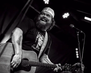 DREW COOPER’S “THIS LIFE” IS A SOARING ANTHEM ABOUT SELF-ACCOUNTABILITY (PREMIERE)