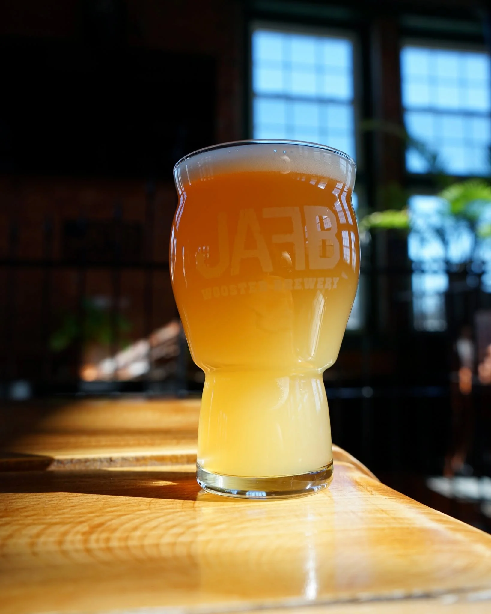 Brighten up, the weekend is here!

Even if the sun doesn't hang around, that's ok! We have enough Summer Forever in the taproom to warm you right up 🌞