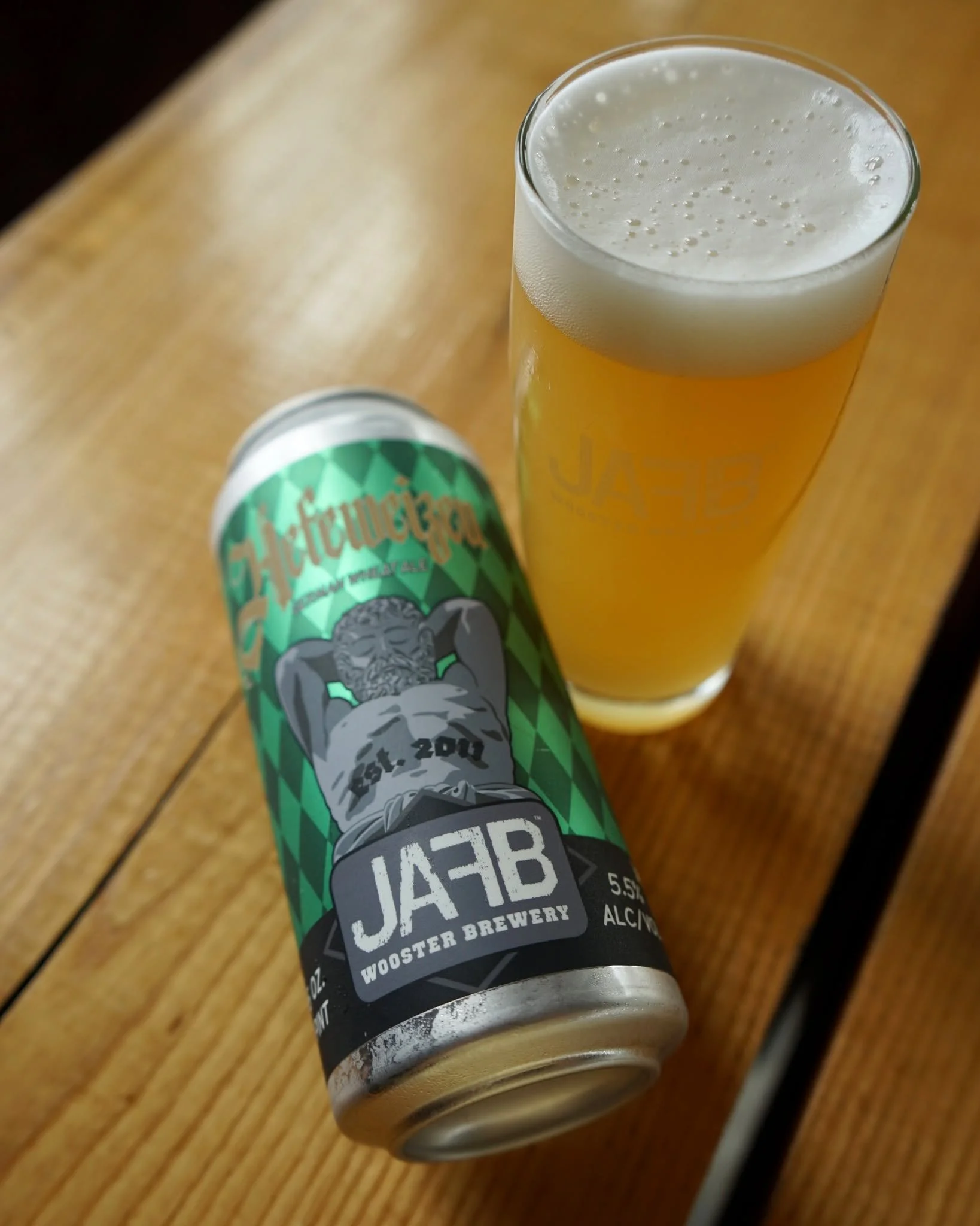 Have a half of Hefe? 🌾

Crack open a can, grab your favorite glass &amp; pour yourself a lil Wheat Ale. Then another. And then another... With beers this small, you deserve to have a few 🤗🌾