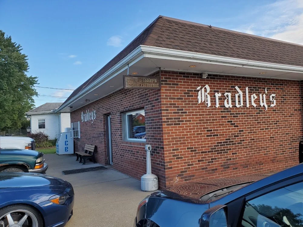 Bradley_s Resturant Photo.jpg