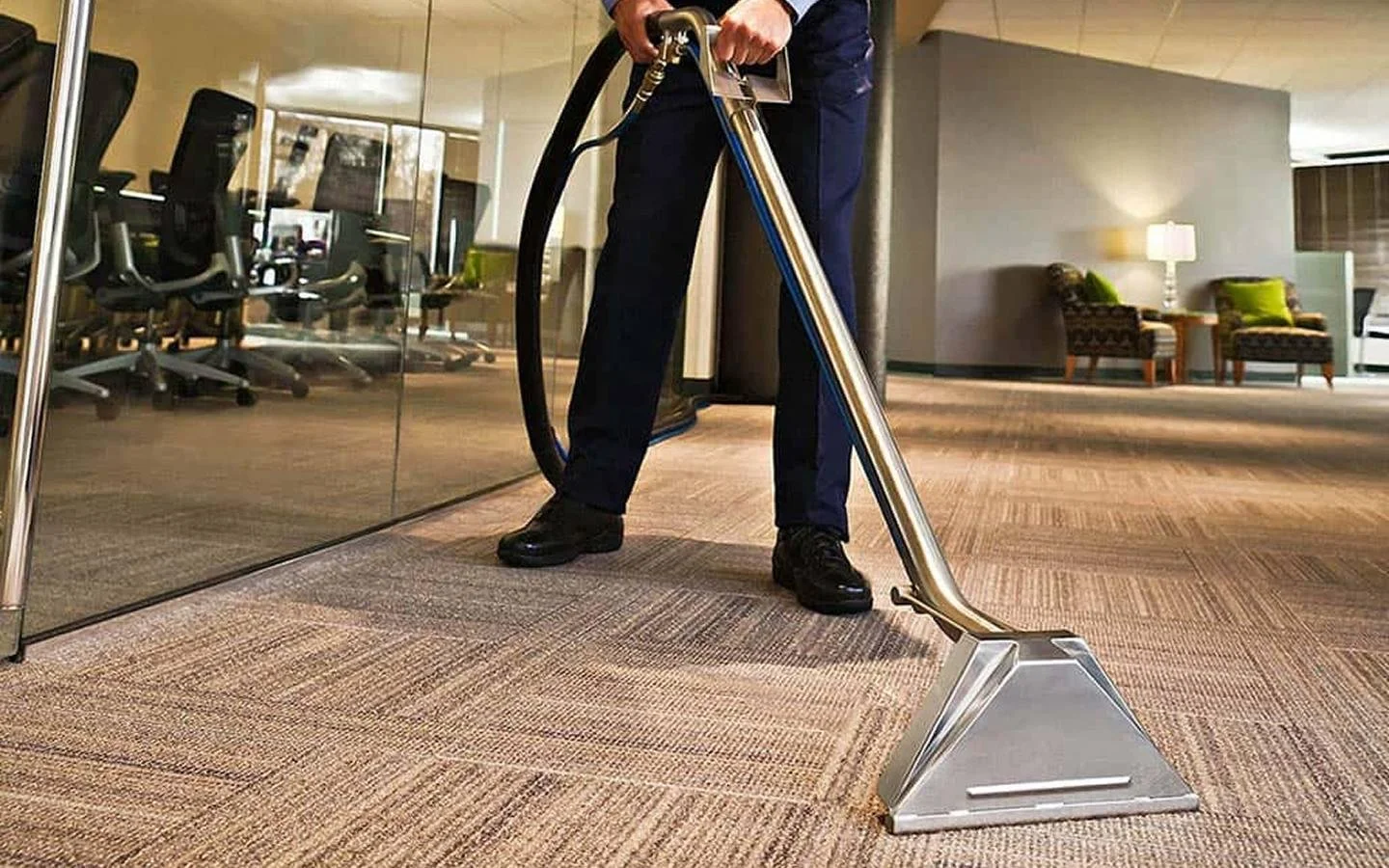 Professional office carpet cleaning in London by Innova