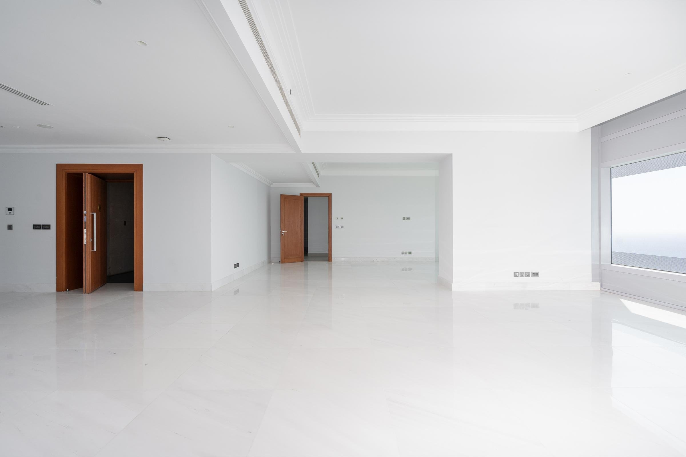 Immaculate empty apartment prepared for new occupancy following a professional end of tenancy cleaning service in London.