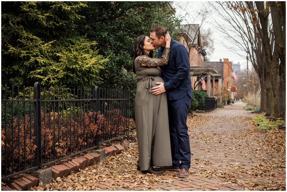 Columbus Ohio Outdoor Maternity Session