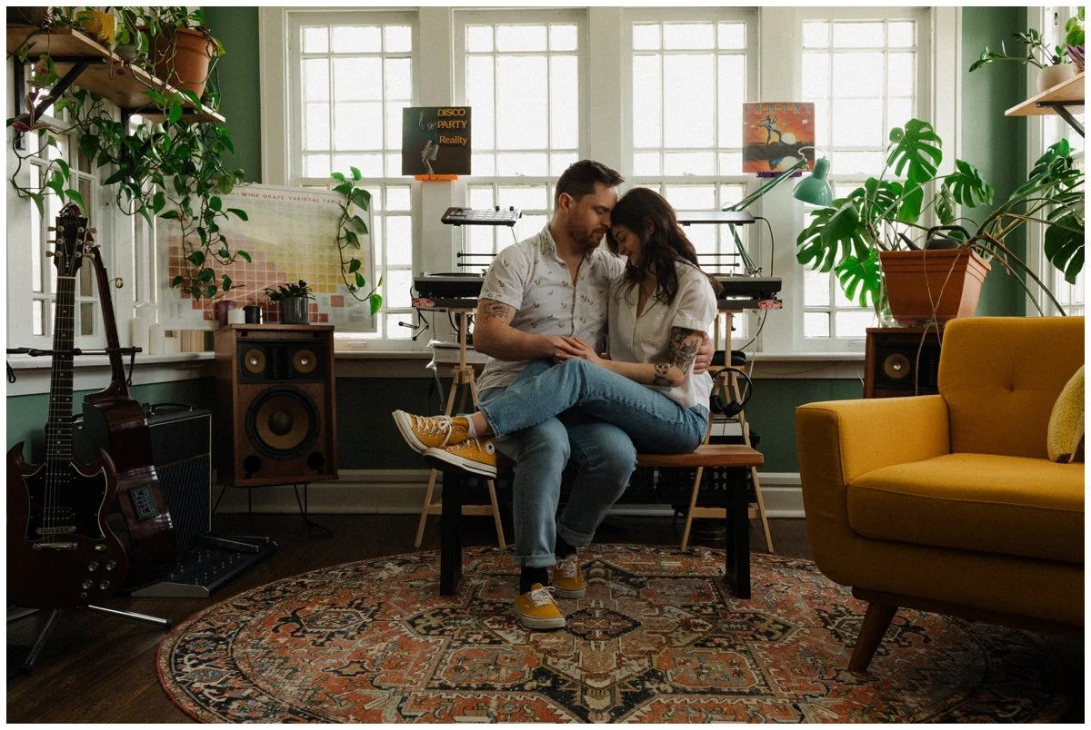 Stephanie and Justin Stylish Engagement Session