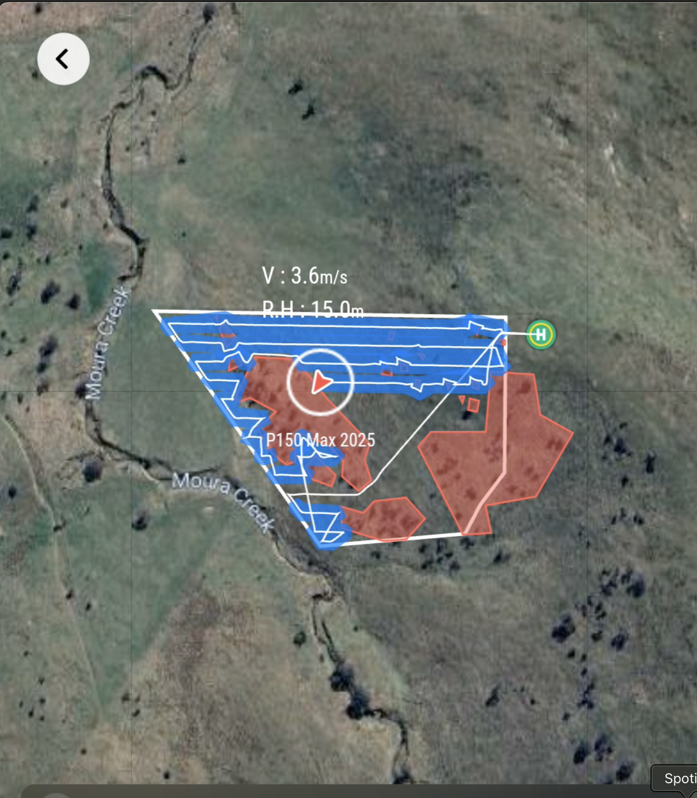 Map of a golf course hole showing layout, distances, and hazards.