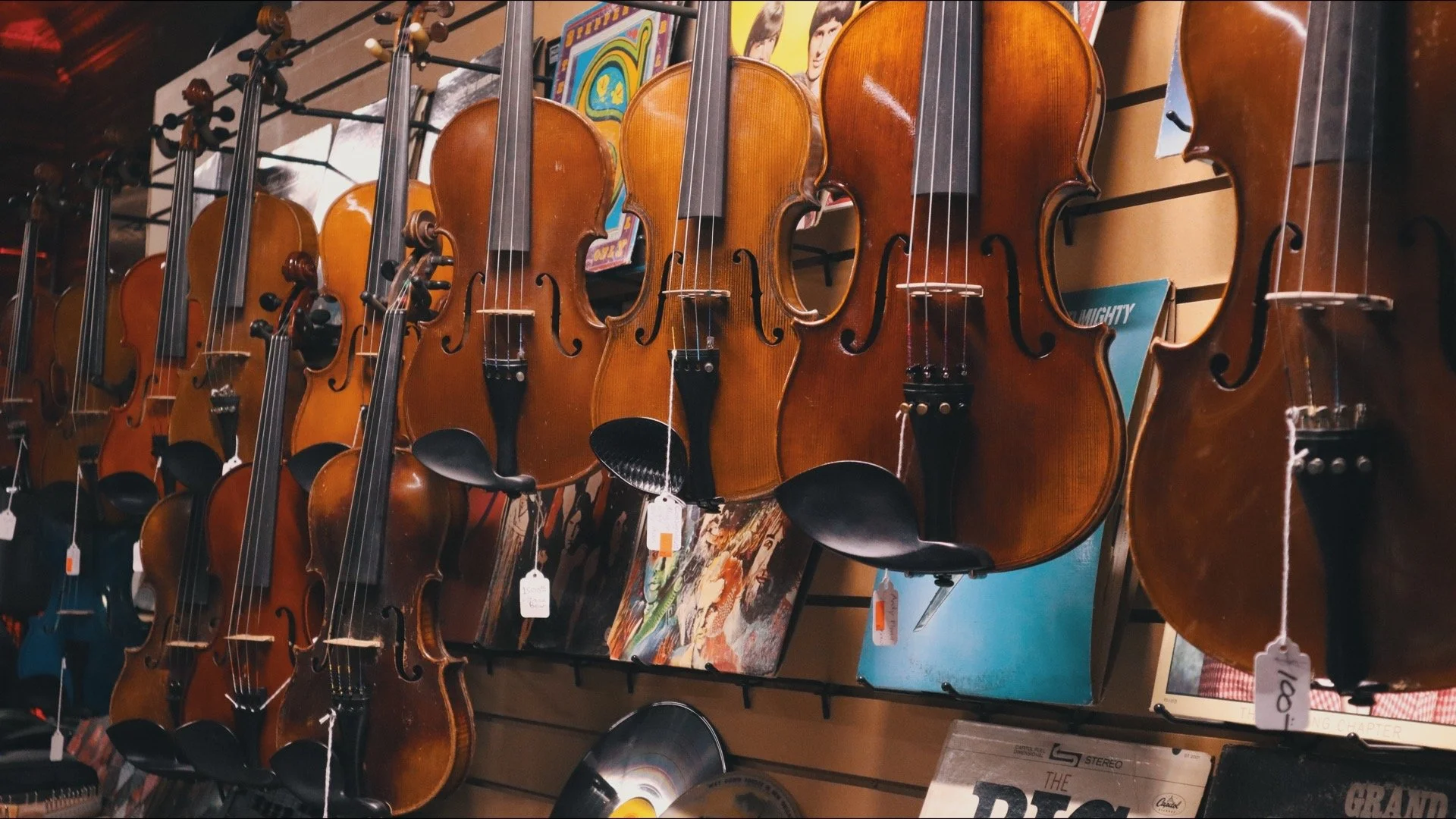Wall of Fiddles.JPEG