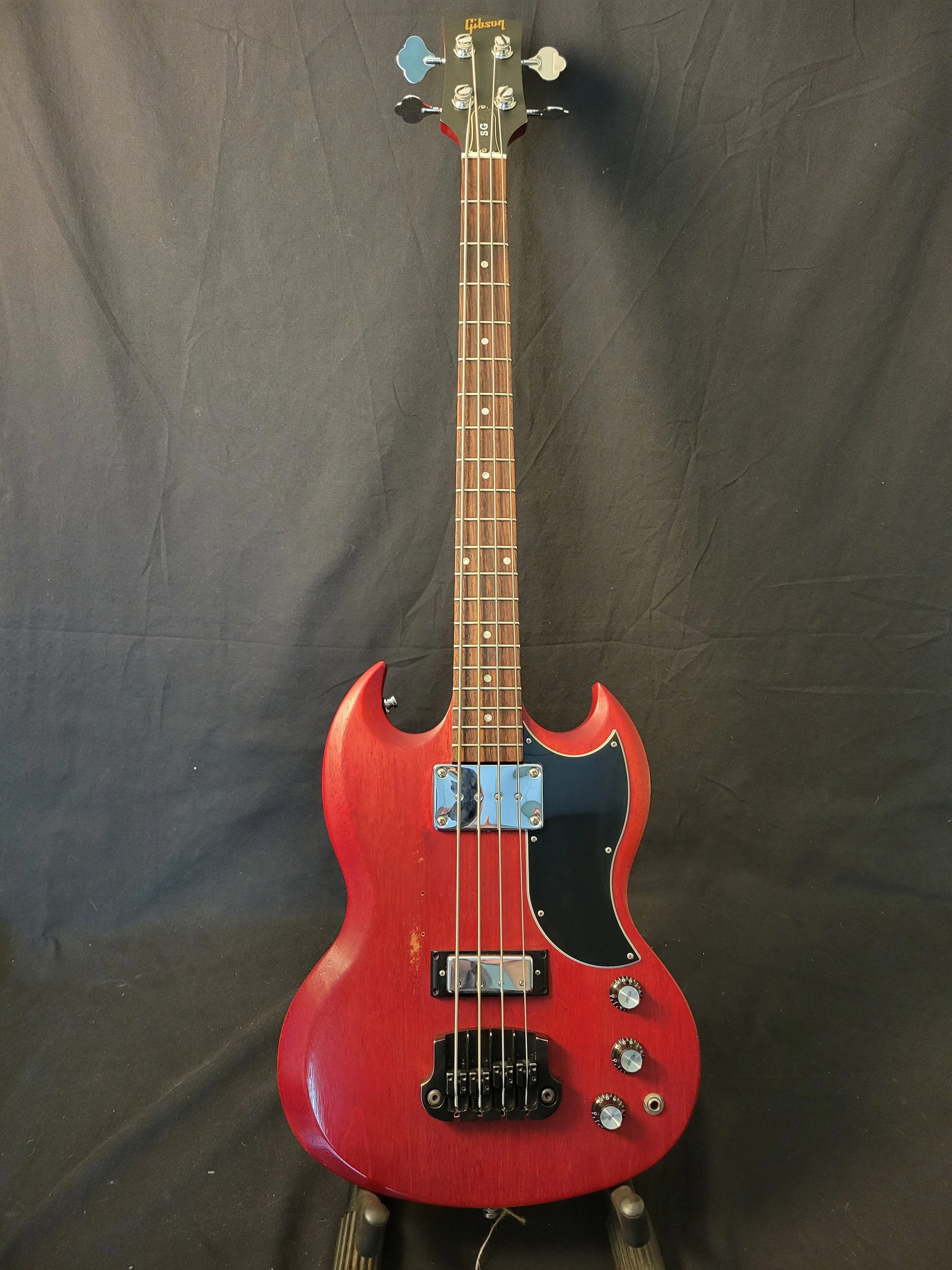 Used Gibson SG Bass