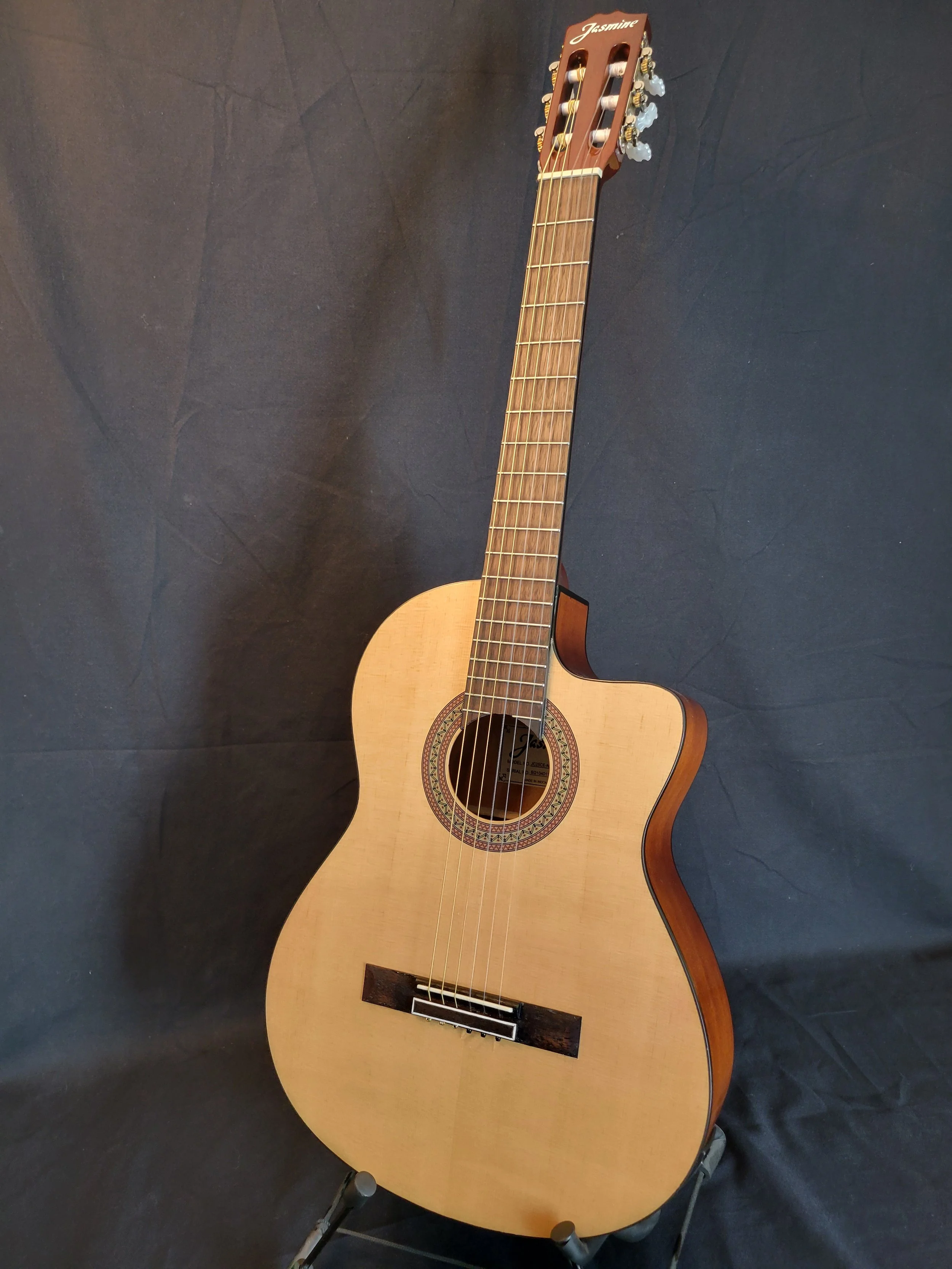Used Jasmine Classical JC25CE