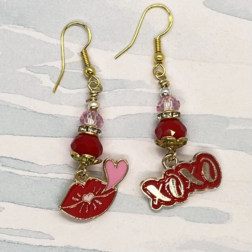 Vacillating Valentine Earrings