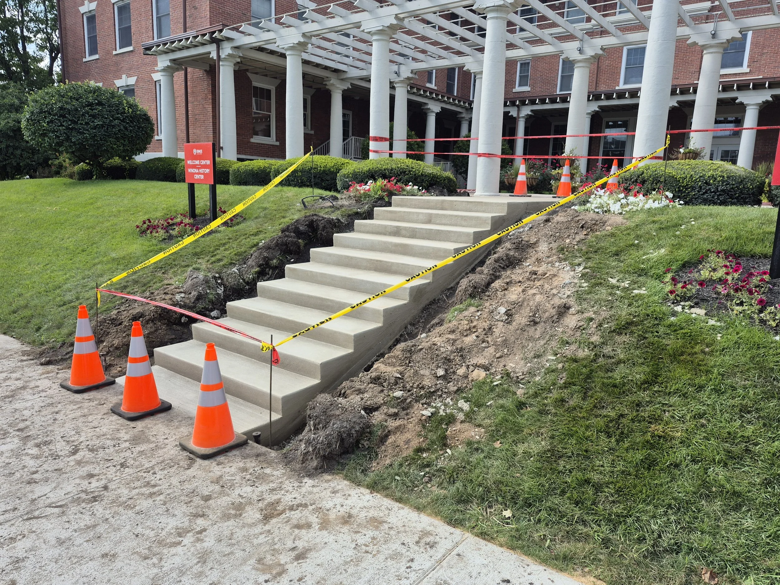 Commercial concrete flatwork for college/university.