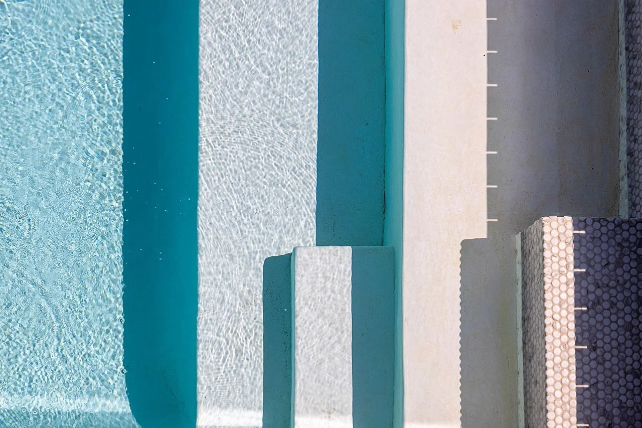 STOP shooting your holiday home like a listing &mdash; shoot it as a destination. 
Your property, but make it magazine-worthy 💥

At Maison Waiheke, we style and shoot spaces the way they&rsquo;re meant to be experienced &mdash; editorial, elevated, 