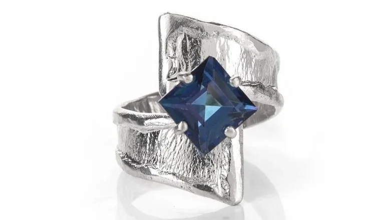 Princess Wraparound Sterling Silver, 1Midnight Mystic Topaz