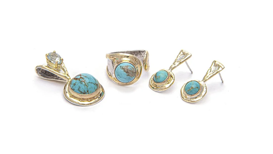 Tempting Turquoise Pendant, Ring & Earrings