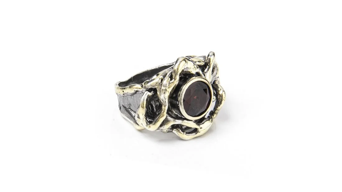 Gnarly Garnet