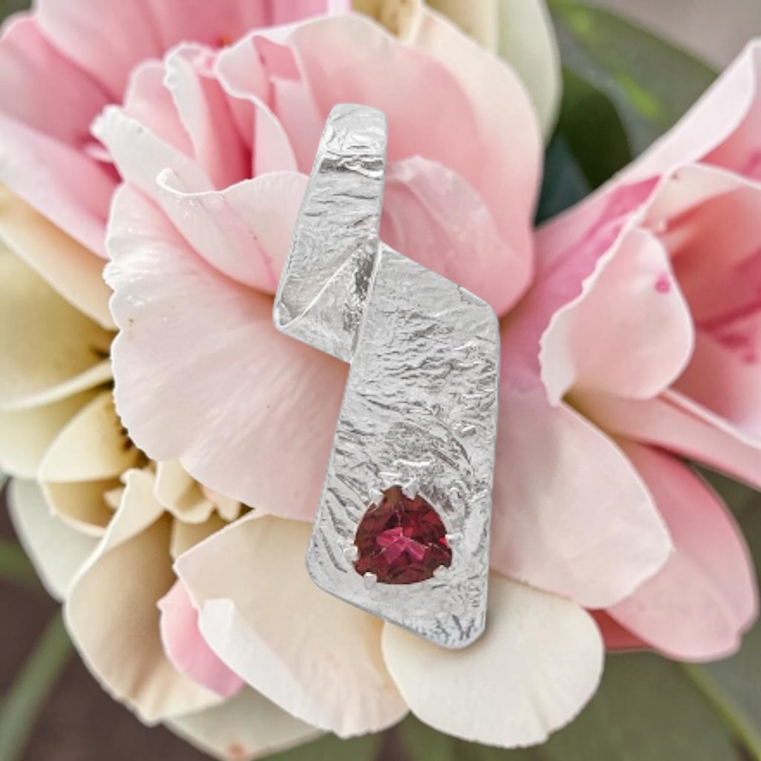 Peony Passion Sterling Silver, Peony Topaz