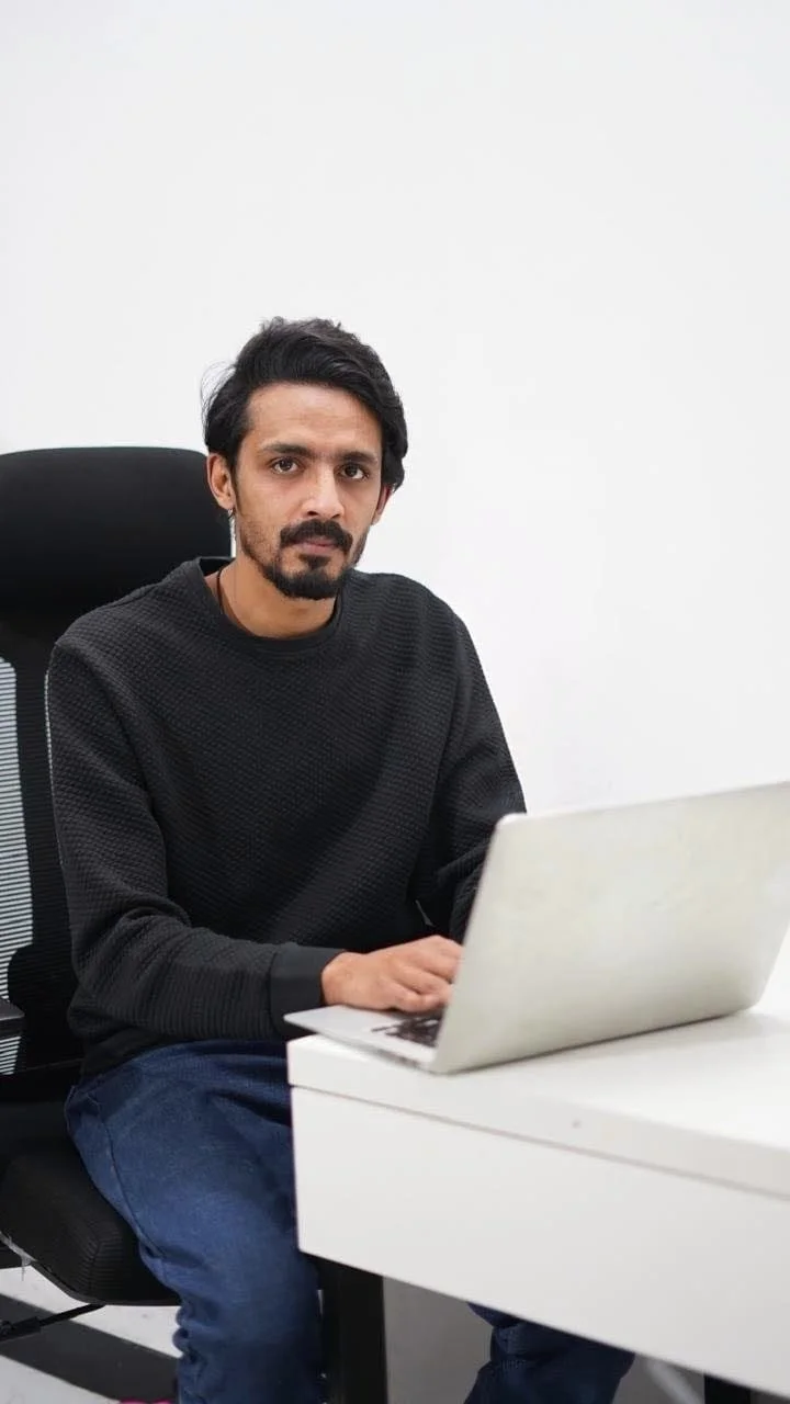 CEO: SqspGuru -Agha Waqas