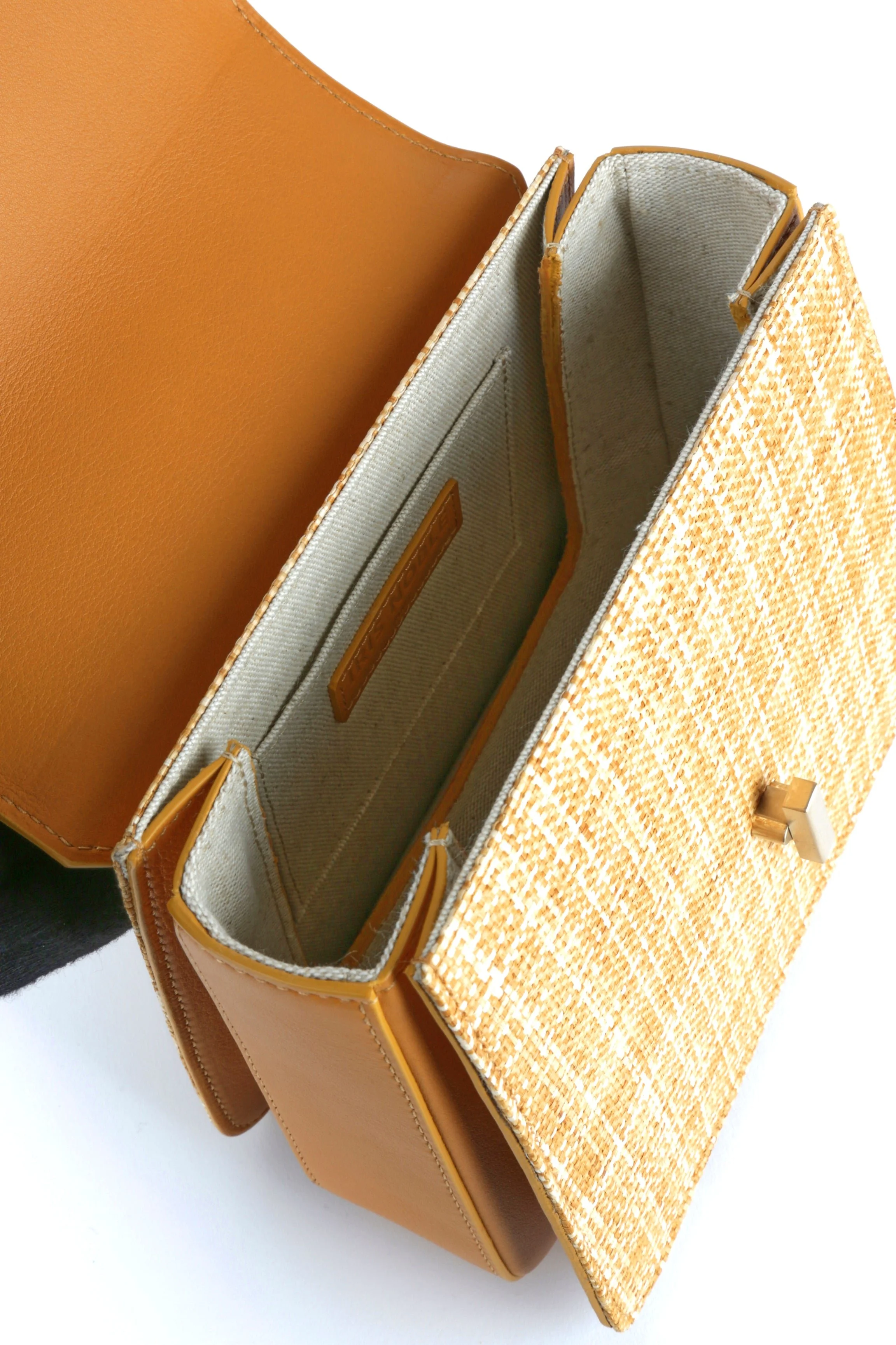 TISSU_CAMEL_MINILADYBAG_OPEN.jpg