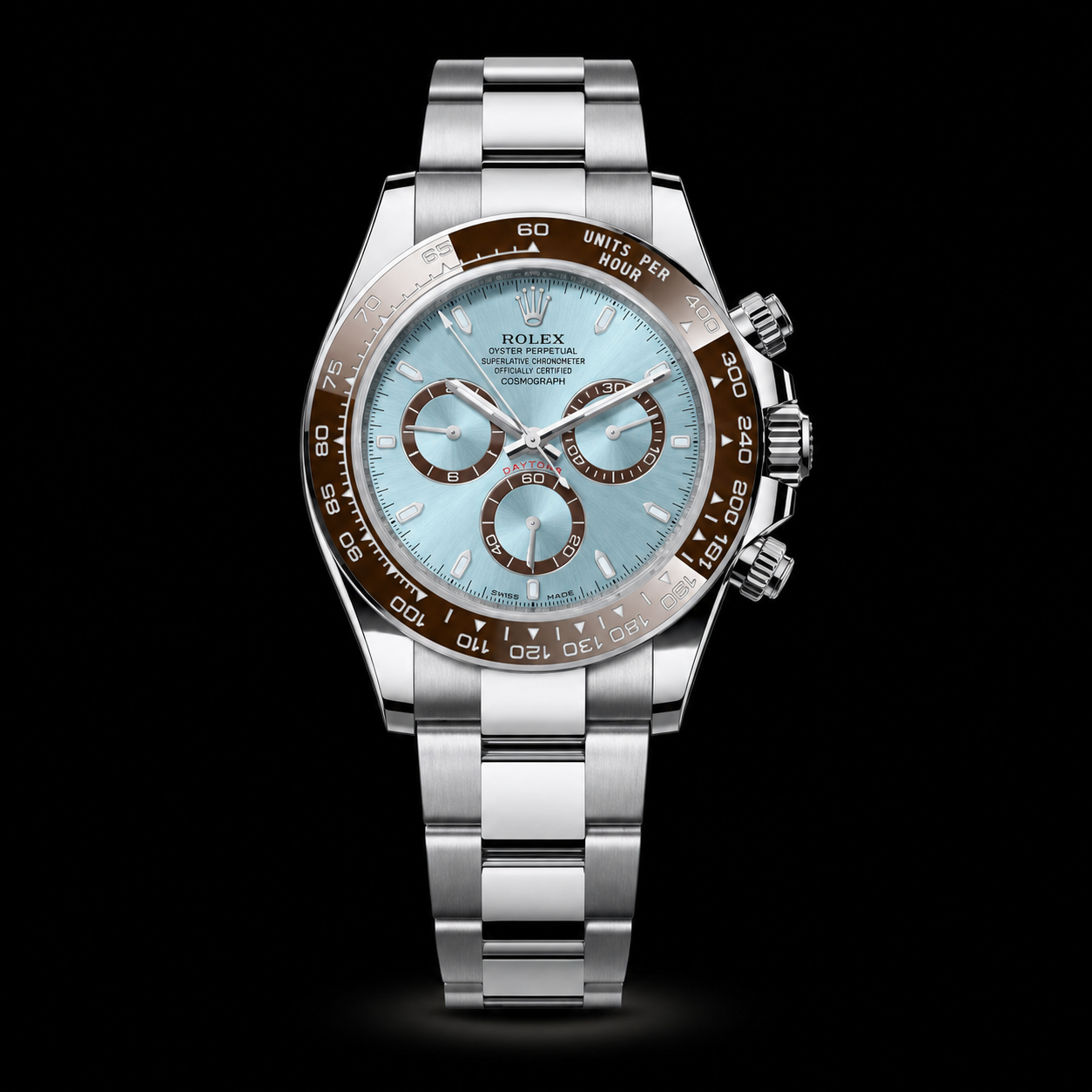 Montre Rolex Daytona avec cadran bleu, bracelet en acier, et lunette en céramique brun foncé, présentée sur fond noir.
