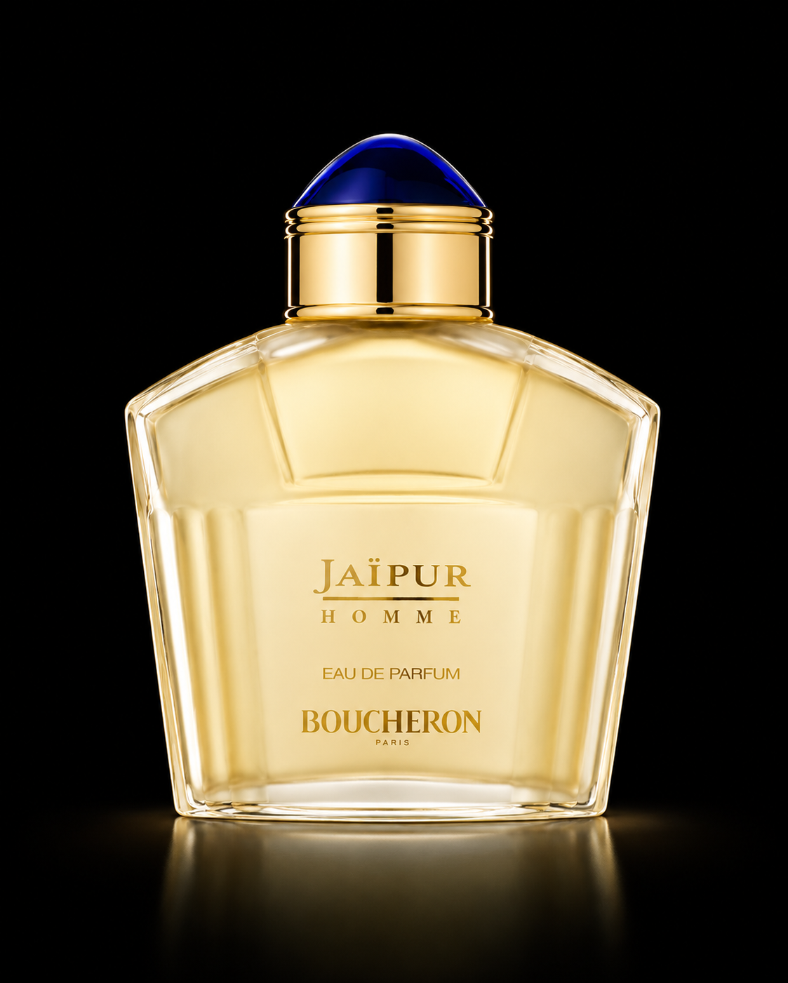 Flacon de parfum Boucheron Jaipur Homme avec une étiquette dorée sur fond noir.
