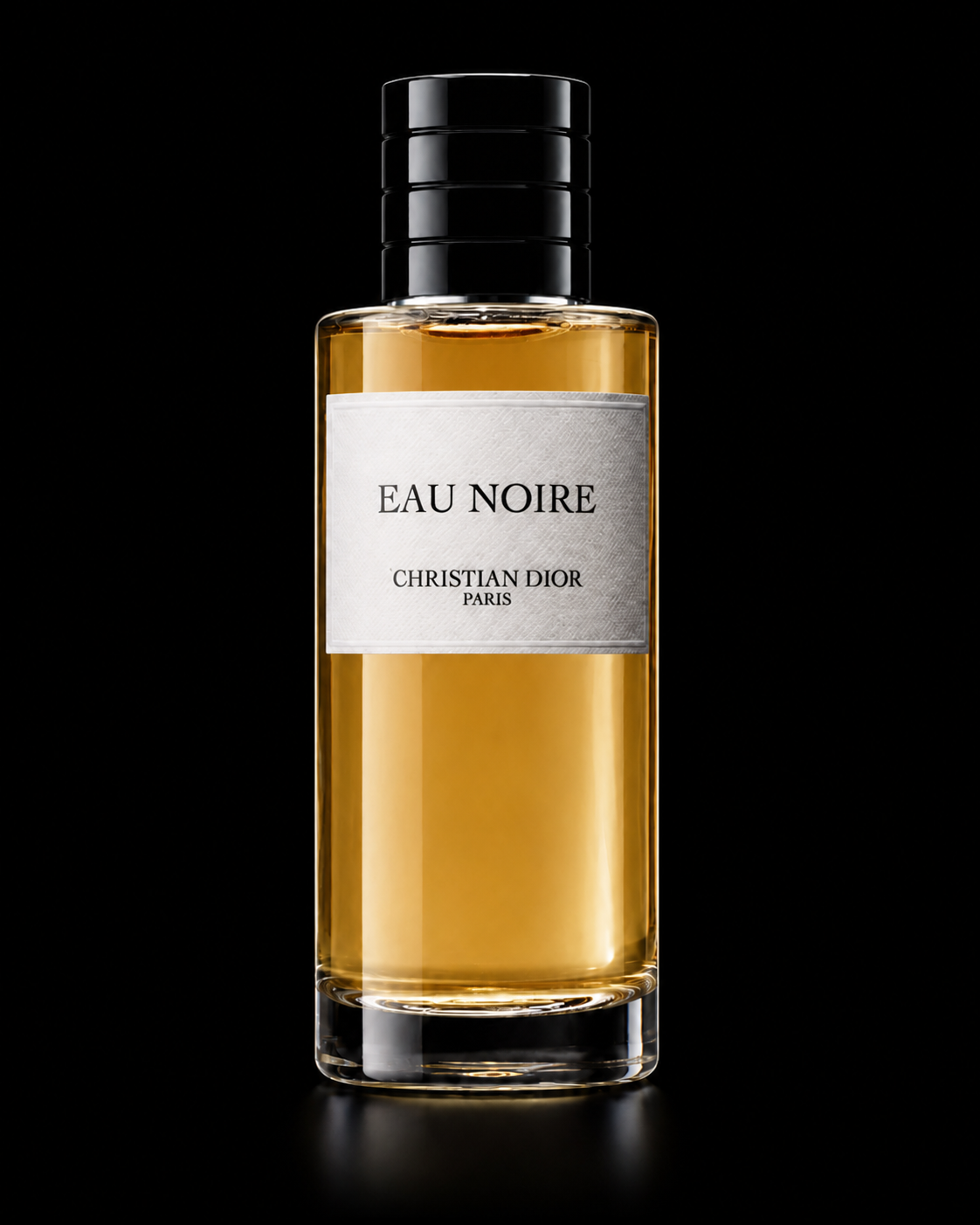 Flacon de parfum Christian Dior Eau Noire avec liquide doré, fond noir