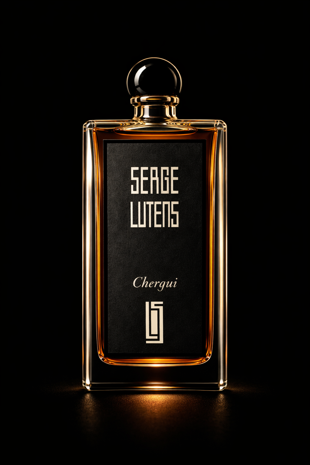 Une bouteille de parfum avec une étiquette noire portant le nom 'Sage Lutiq', fabriquée par Chergui, sur un fond noir.