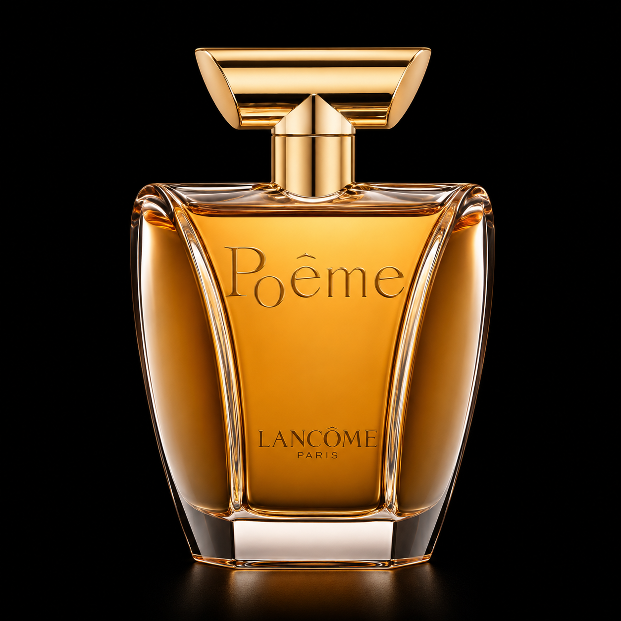 Flacon de parfum doré avec le nom 'Poème', marque Lancôme, sur fond noir.