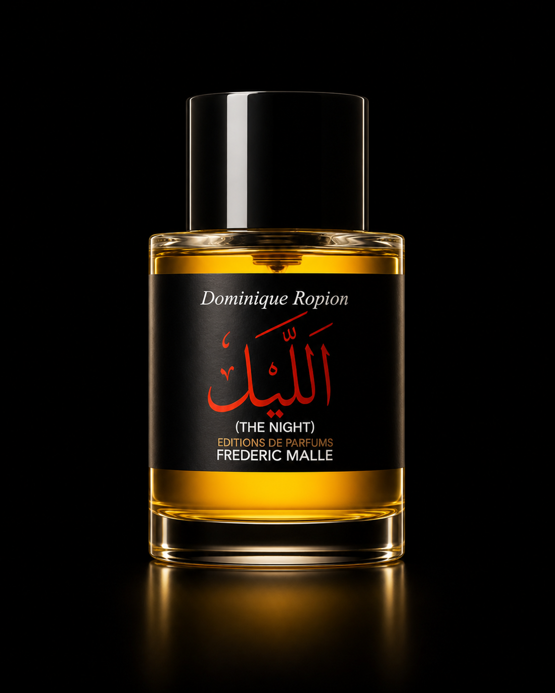 Une bouteille de parfum noir avec une étiquette en arabe rouge, intitulée 'The Night' de Frederic Malle, sur un fond noir.