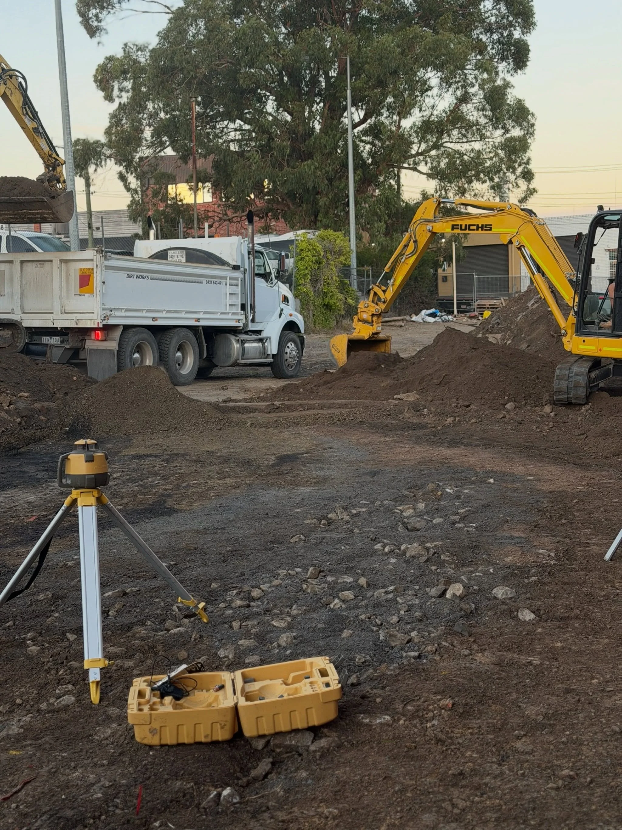 MITCHAM | Civil works

Laser set, excavation underway

Builder @c3build 
Plumbing @fuchsplumbing 
Excavation @fuchsplumbing