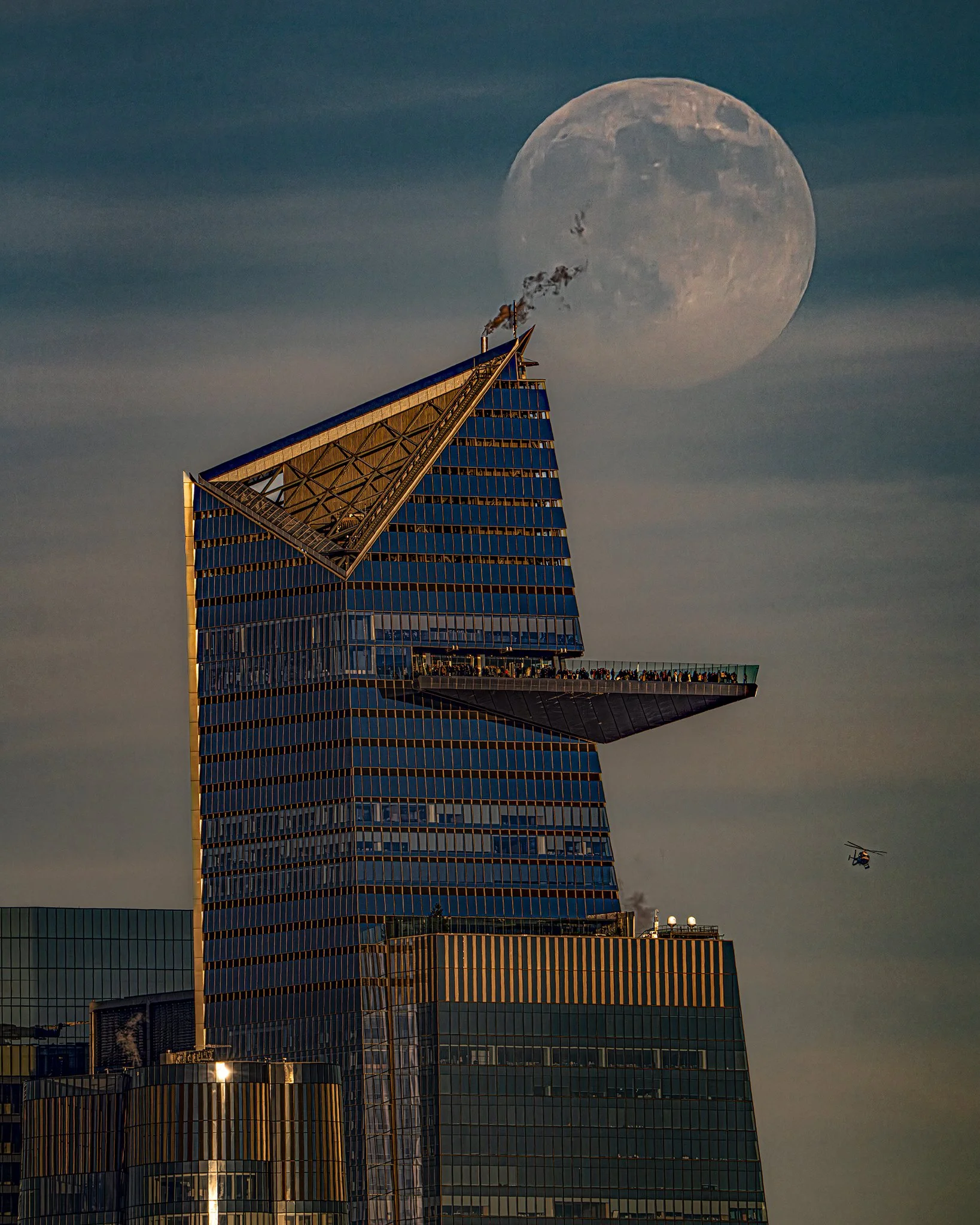 Edge Moonrise-1-ss.jpg