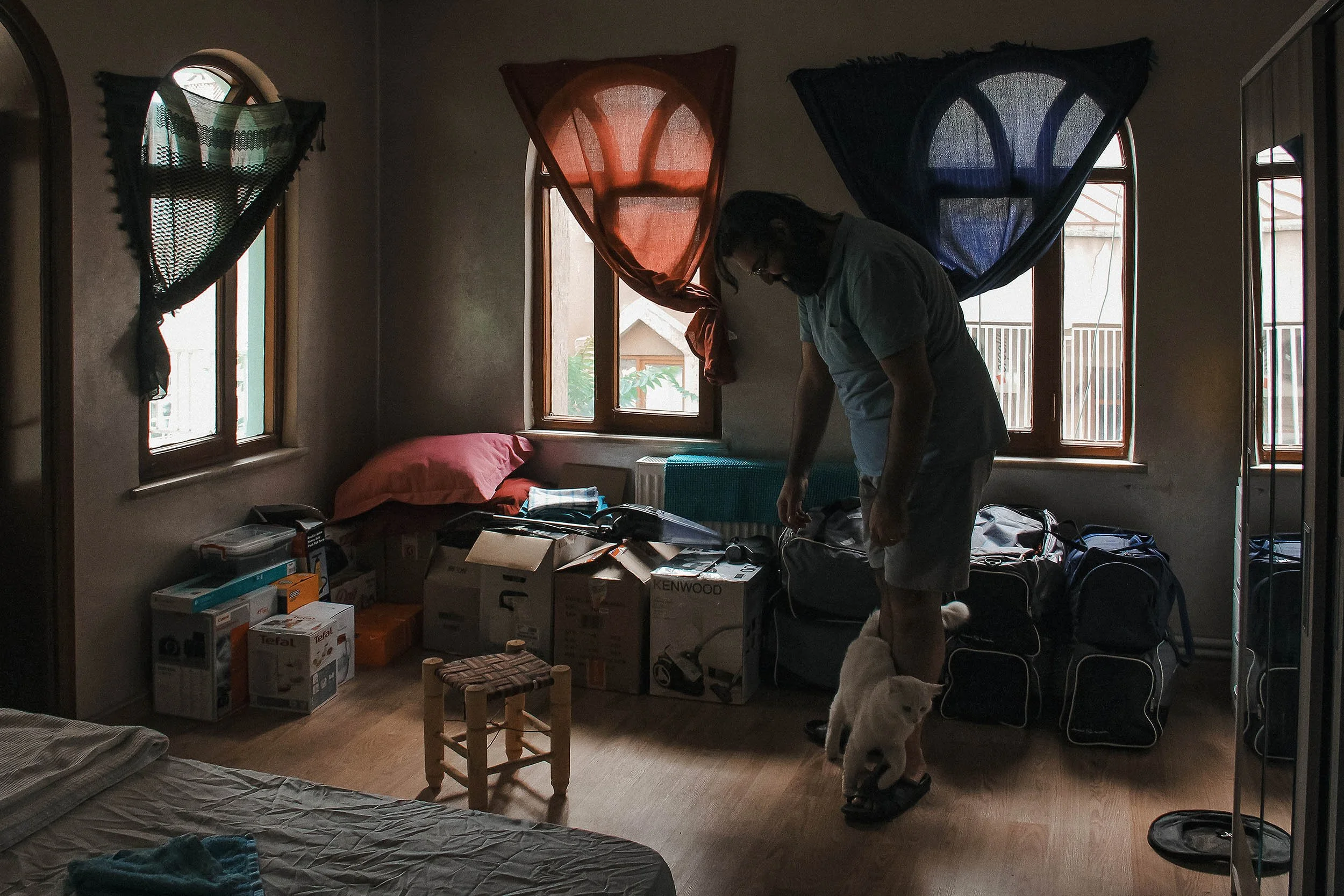 Hussein Haddad photography- Refugee cats -Storytelling