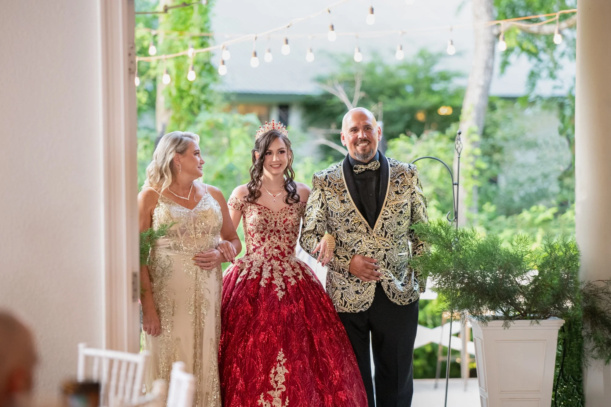 Photographer’s POV: How Grand Entrances Should Be Planned for Picture-Perfect Moments