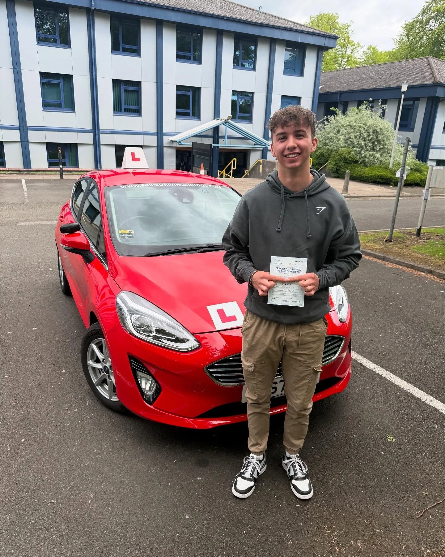 ⭐️1ST TIME PASS⭐️

Big congratulations to Euan for passing 1st time with only 3 minors!

He always worked hard in lessons, ask questions, listened and applied himself. Well deserved!