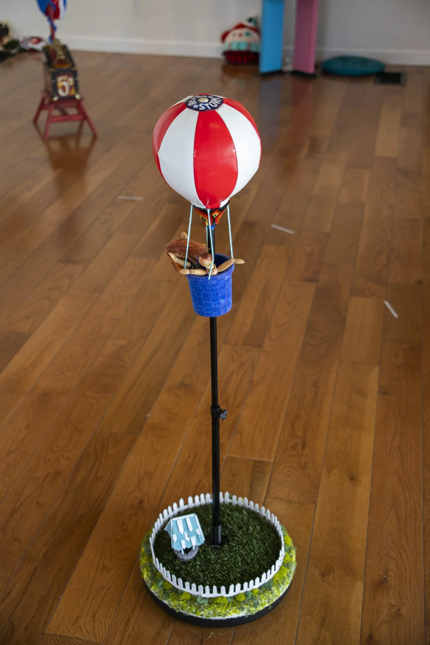 circusoflifecover-90.jpg