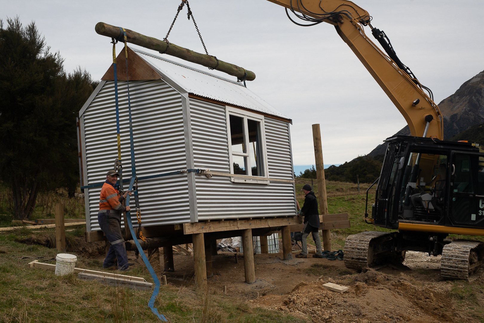 hunters hut relocation puhi peak by contour construction_7.jpg