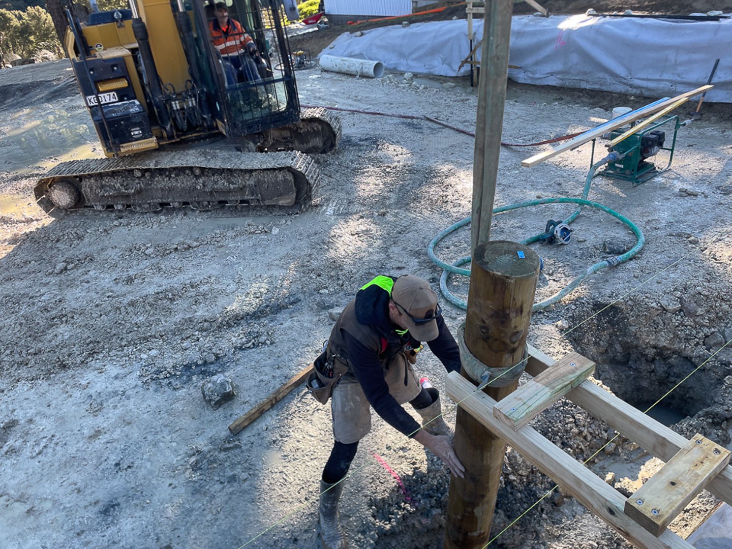 retaining wall for commercial farm building by contour construction kaikoura_1.jpg