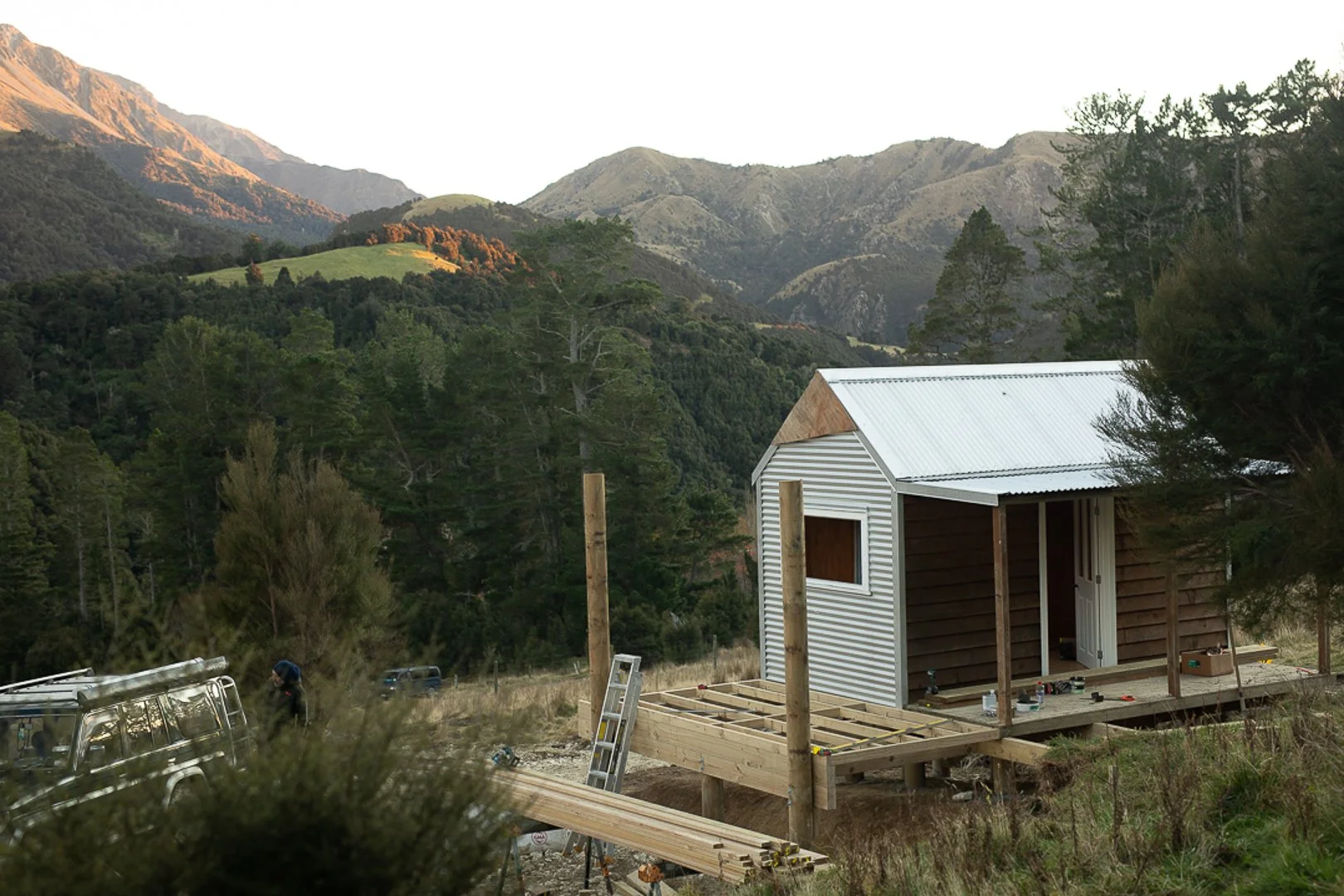 hunters hut relocation puhi peak by contour construction_4.jpg