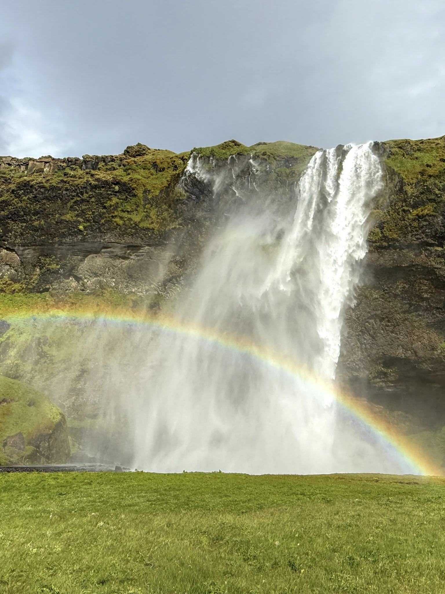 145-Waterfall_rainbow_1_2025.jpg