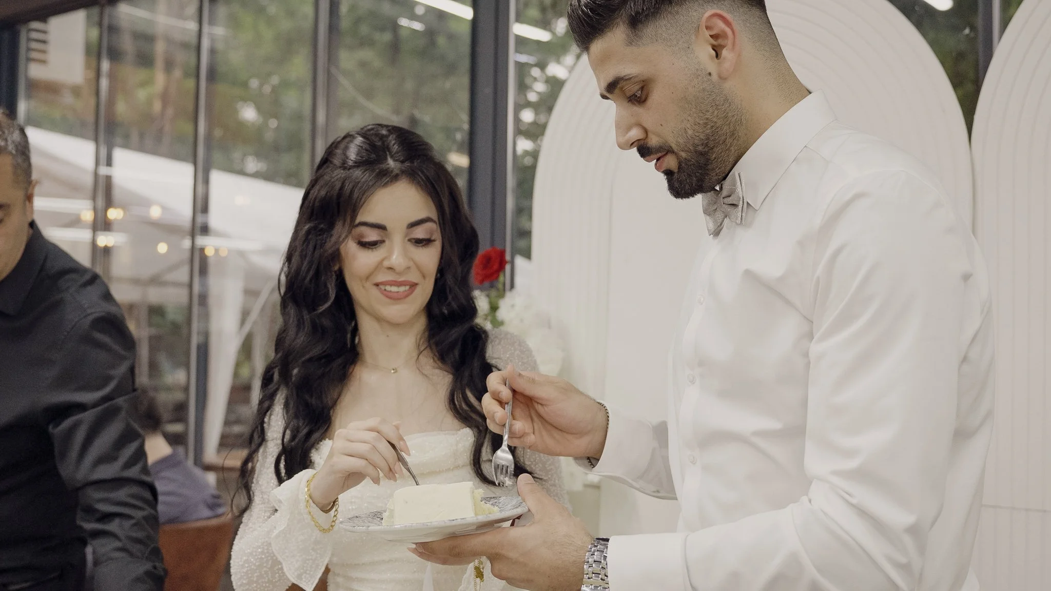 Sequence 01.00_38_54_38.Still140_fullres_2048px.jpg