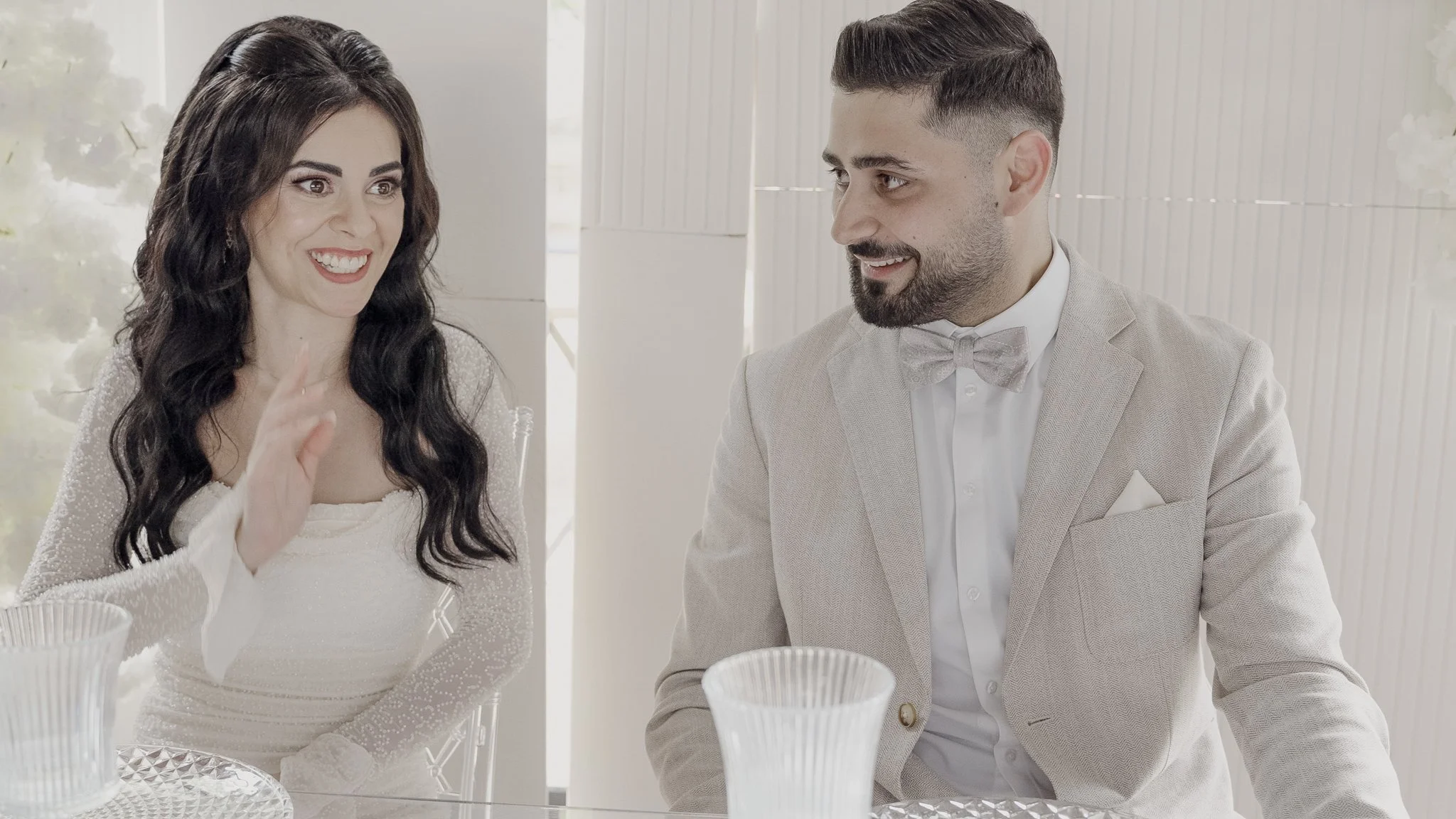 Büsra und Onur während ihrer traditionellen türkischen Verlobungsfeier