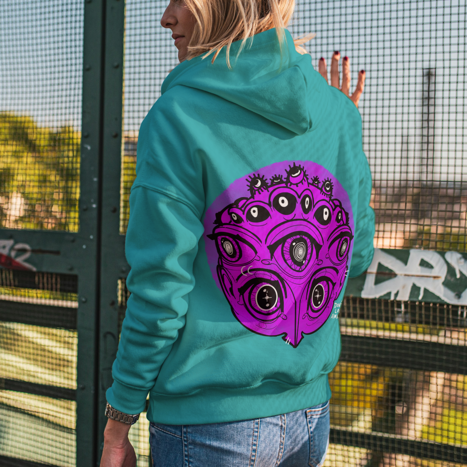 DON'T LOOK AWAY PURP Hoodskie