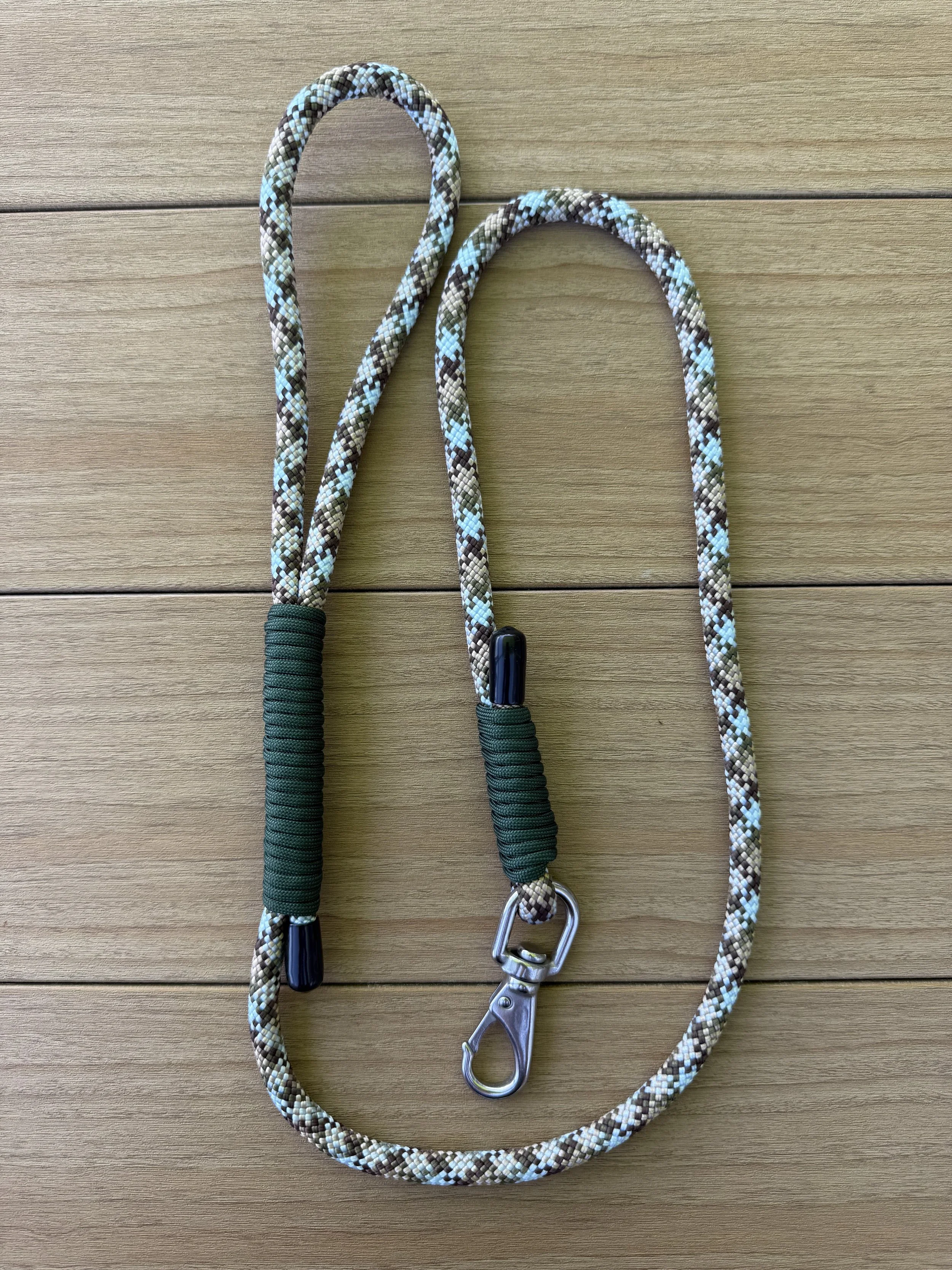 Short Snap Leash, Tundra & Dark Green