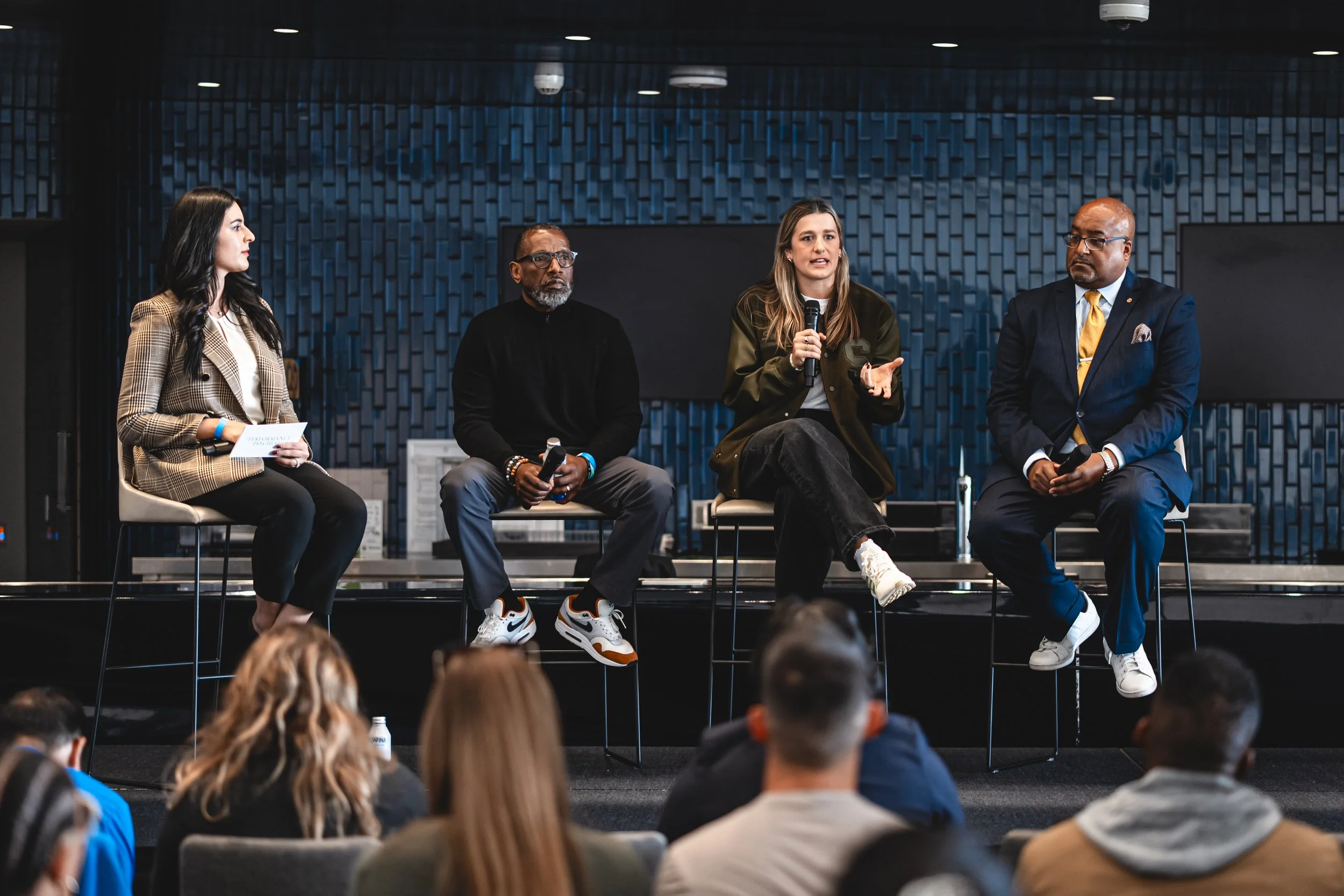 3 Challenges Faced By High-Achieving Professionals and How To Overcome Them