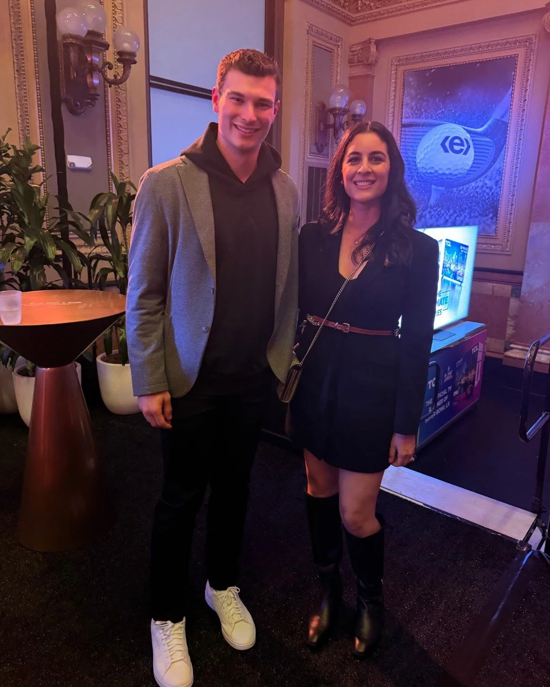 I had one question for @fernandomendoza when we met at Super Bowl week, and it had nothing to do with football:

Do you write your own LinkedIn posts?

Because I genuinely love watching athletes step outside the &ldquo;athlete-only&rdquo; identity an