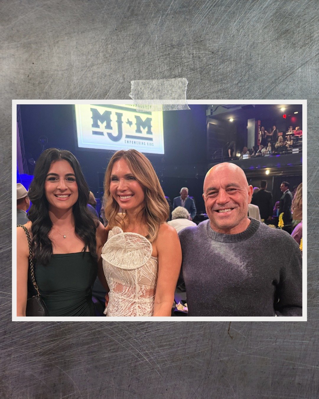 I spent 5 minutes talking with Joe Rogan and his wife this past week.

And it had nothing to do with getting on his podcast.

While initially talking with his wife, I watched something play out in real time: three different people approached him with