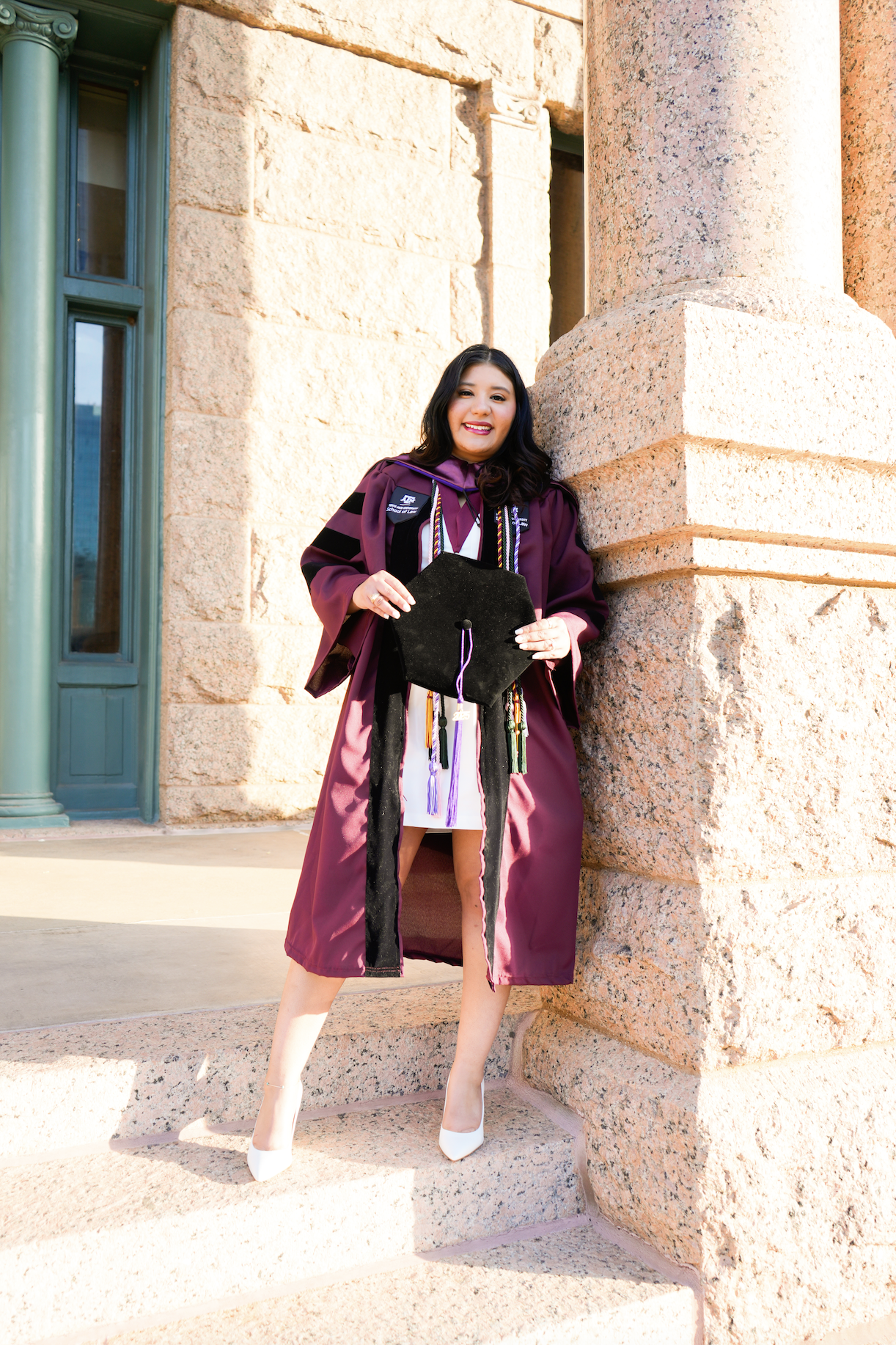 Fort Worth, Texas graduation photographer. Graduation photographer in Fort Worth, Texas. Senior photos in Fort Worth. Graduation photos in Fort Worth. Senior photographer in Fort Worth. Texas A&M Law School senior photos.