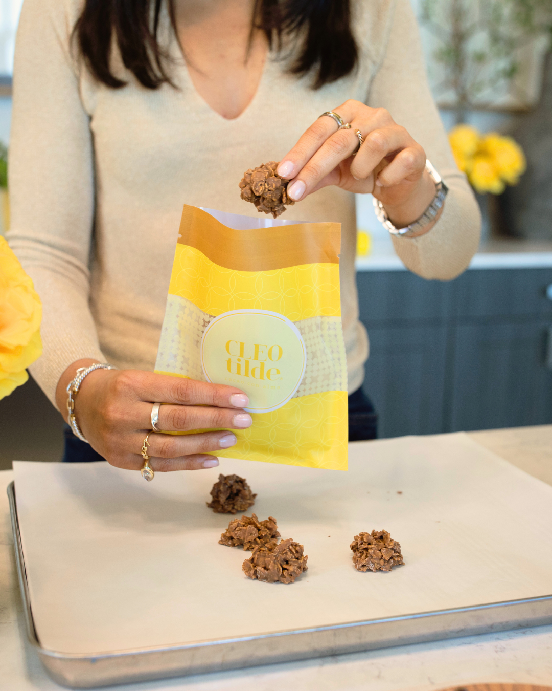 Handmade Chocolate in Texas Cleotildeenjambres.png