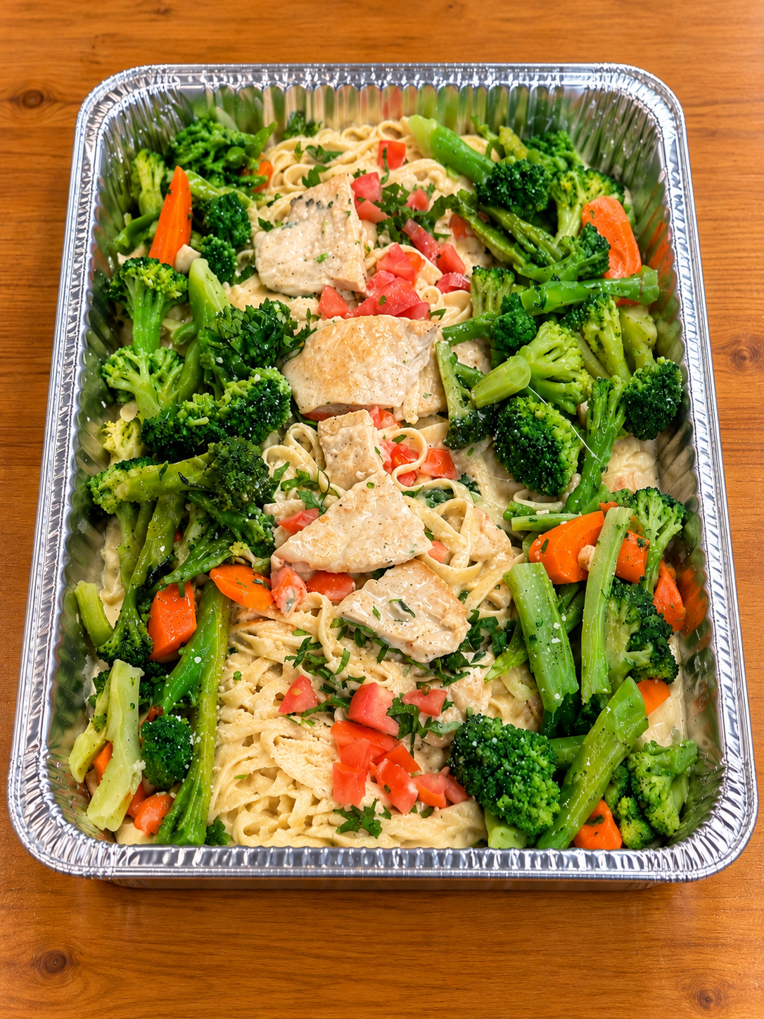 Creamy Chicken Alfredo Catering Tray.png