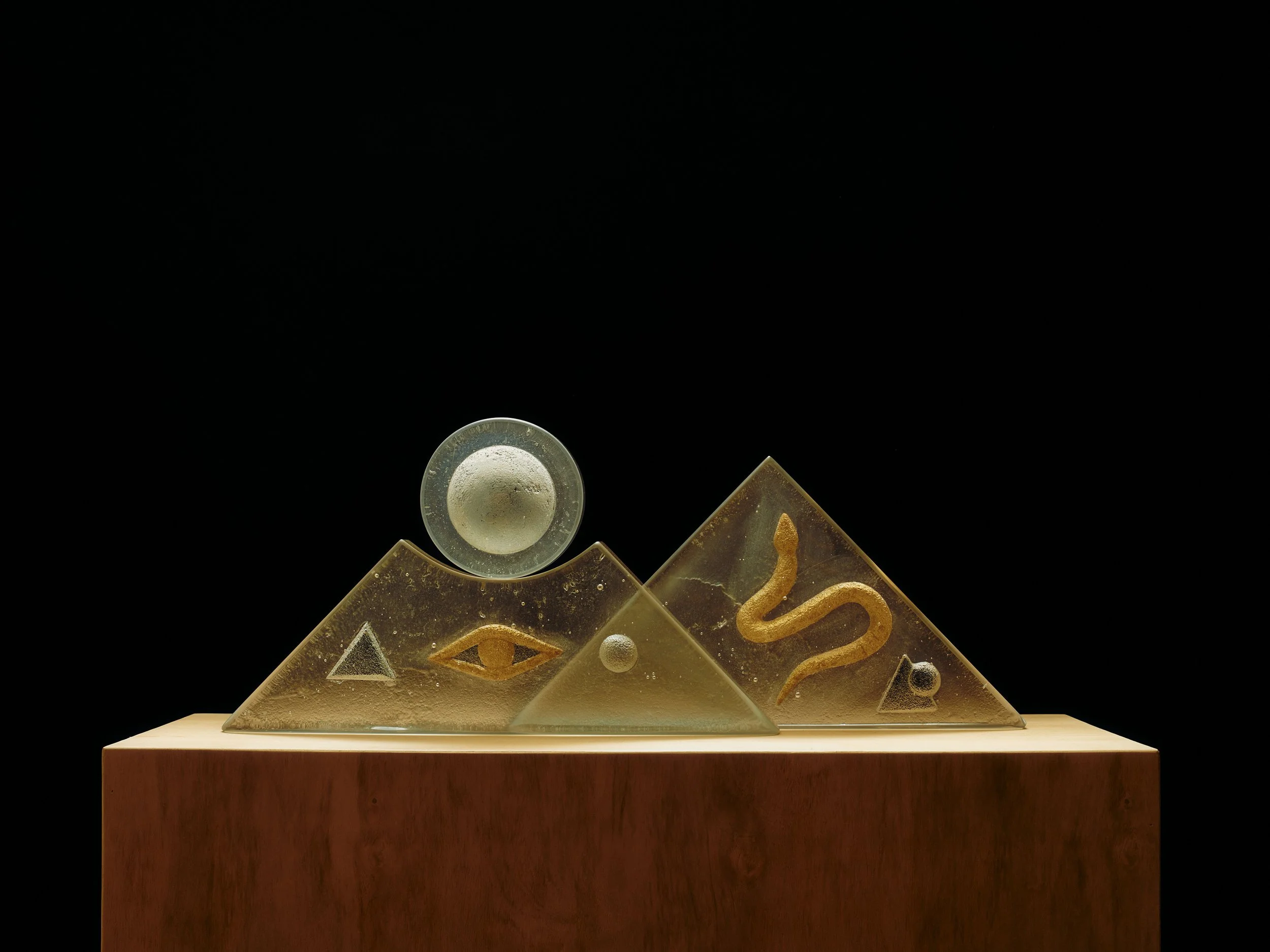 "Seeker" - 28"x10"X7"