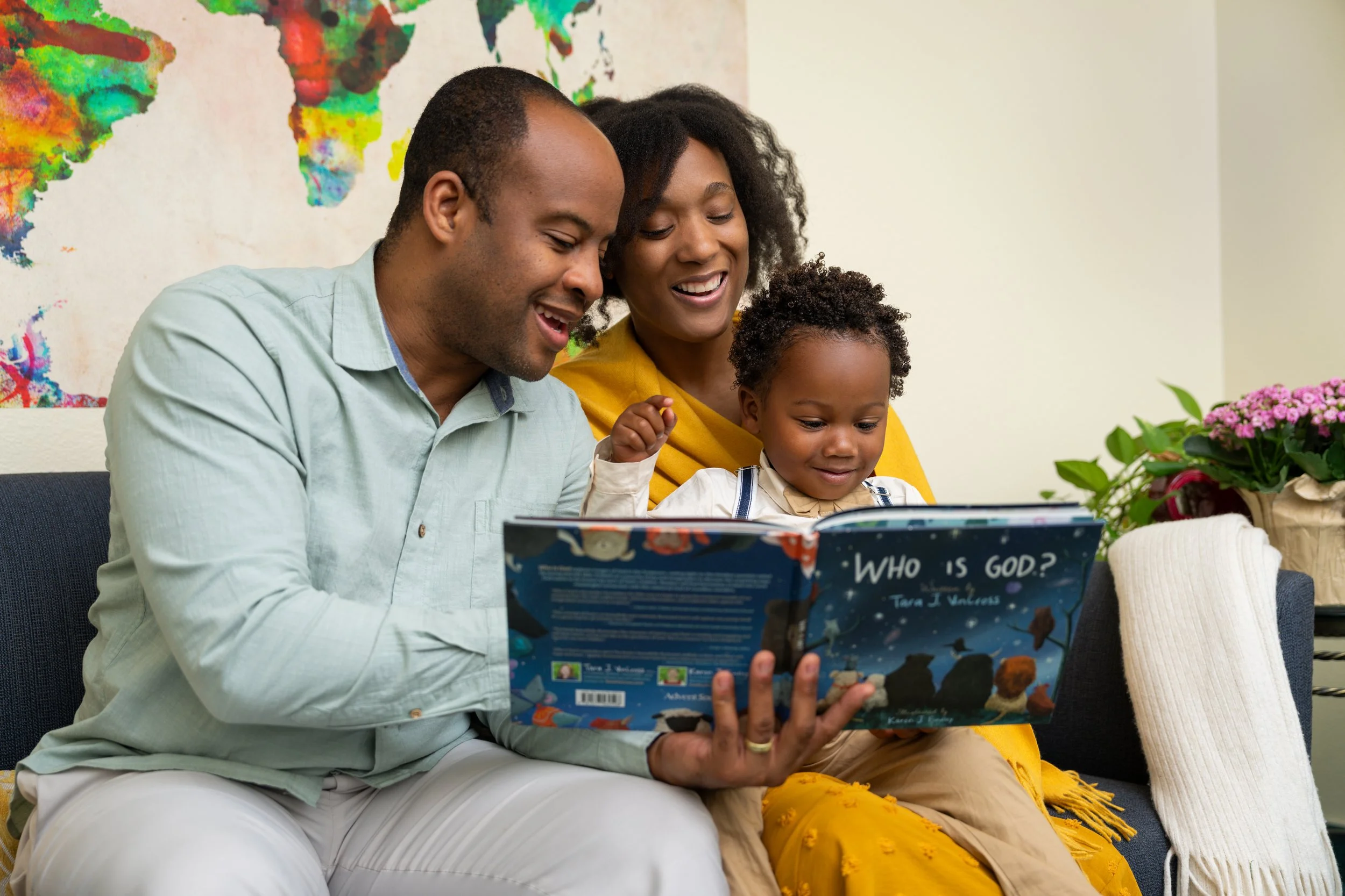 Tara VinCross Book Photoshoot-59.jpg