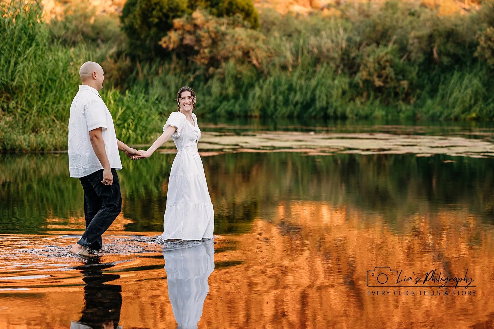 engagement-session-romantic-couple-desert-arizona